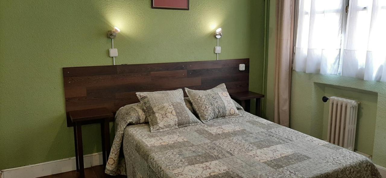 Double Room with Private Bathroom,1004998429:JPEG